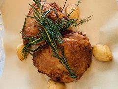 -ROAST coffee & eatery