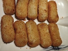 -有红鸡毛店·川菜(抚琴夜市店)