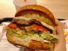 -The Habit Burger Grill 哈比特汉堡(复兴soho店)