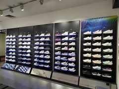 -利群海琴购物广场(商丘路店)