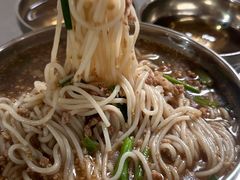-正宗杨记普洱酸醋米线(总店)