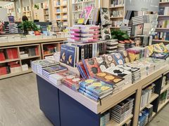 -新华书店(泉城路店)