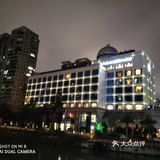 尤其是图一图二的石拱桥，他既可以行驶车辆又可以观光步行