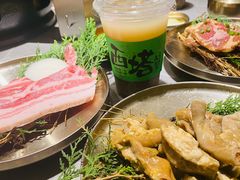 -草家酱蟹炭火烤肉店(珲春南路一店)