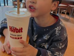 -The Habit Burger Grill 哈比特汉堡(复兴soho店)