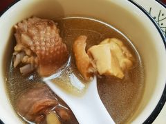 -菌之家·专业纯野生菌火锅·特色炒菌