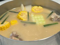 -肥仔文澳门猪骨煲(南京西路店)