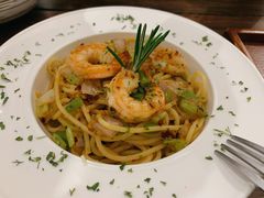 鲜虾蒜辣意面-小食院简餐厅