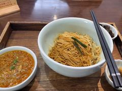 -蟹上黄·蟹黄面·江南糖水(人民广场店)