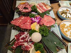 -明洞阿姨·韩式酱蟹烤肉·创意料理(三元桥店)