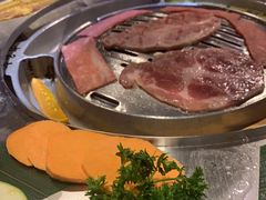 -哈哈碳都·牛肋条无限自助烤肉(台江万达店)