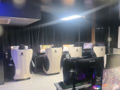 -绿树电竞(五路店)