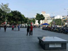 -察理王子(大润发店)