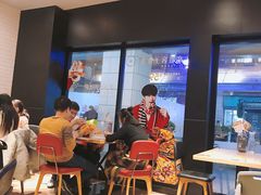 -必胜客(阿罗海店)