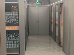 -外星熊·伊斯贝尔电竞店