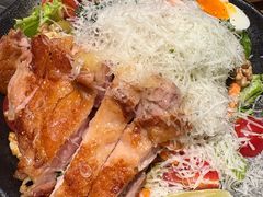 鸡肉牛油果沙拉-The Diner X餐厅(青岛万象城店)