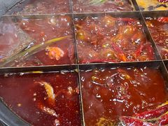 -正南齊北重庆老火锅(光华村直营店)