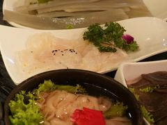 -热火朝天鲜切牛肉火锅(南强街巷店)