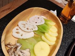 -三出山火锅(万象天地店)