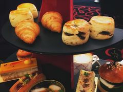 -Salon de The de Joel Robuchon(外滩18号店)
