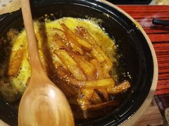 咸蛋黄焗土豆-沙胆彪炭炉牛杂煲(上海日月光广场店)