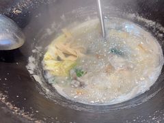 -陈大锅·岳阳鱼馆·地道岳阳菜(美食街店)