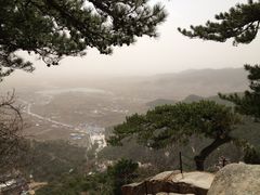 -医巫闾山