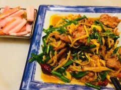 酸笋炒牛肉-多味居(剪子巷店)