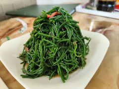 -苏莱特色牛骨滩羊手抓馆(长城东街总店)