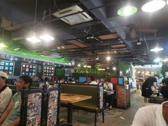 -朋友圈概念餐厅(象山万达广场店)