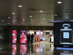 -日上免税行(浦东机场五店)