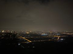 -鬼笑石后山停车场