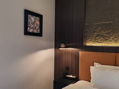 -万泊酒店(长沙五一广场国金中心店)