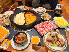 -沸炉重庆老火锅(军事博物馆店)