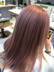 -PE SALON 