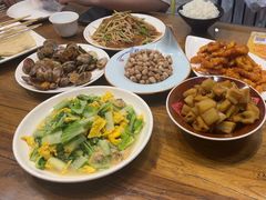-泉畔人家·老济南经典鲁菜(大明湖店)