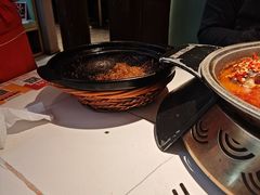 -阿瓦山寨·湘菜现炒·剁椒鱼头王(咸阳总店)
