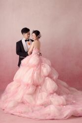 -至臻微拉婚纱摄影