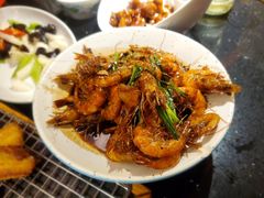 油爆基围虾-老头儿油爆虾·知味杭州(爱琴海购物中心)
