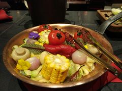 -恰餐厅及酒吧 CHAR Bar & Grill (北京丽都皇冠假日店)