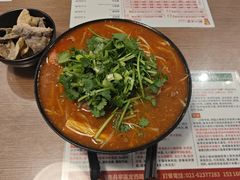 -肥汁米蘭香港米线(定西路店)