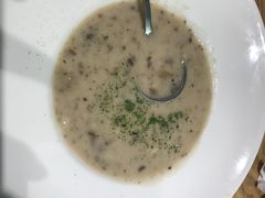 鲜茸蘑菇汤-棒约翰比萨·意面(金桥国际店)