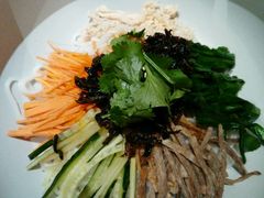 鸡丝凉米线-云海肴·汽锅鸡·云南菜(天津国金汇店)