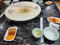 -宏宏无烟石板烧烤
