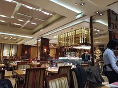 大堂-盛宴标帜西餐厅龙虾.鲍鱼•牛排(重庆喜来登大酒店)