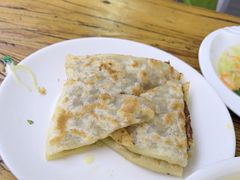 -溢心园香河肉饼总店