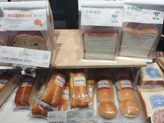 -皇冠幸福里动物奶油生日蛋糕(汉口北店)