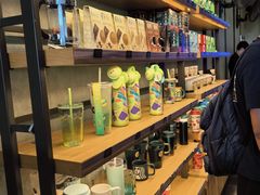 -星巴克(深圳北站B5检票口)