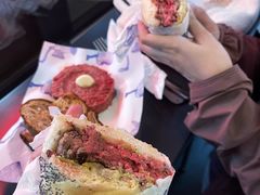 牛肉汉堡-Naše maso