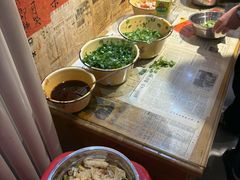 -柳州肥姨妈大骨螺蛳粉(沙河店)